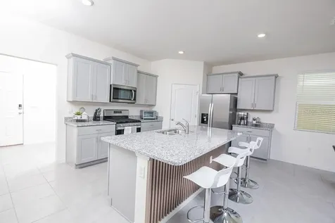 7683 Oakmoss Loop Davenport FL 33837