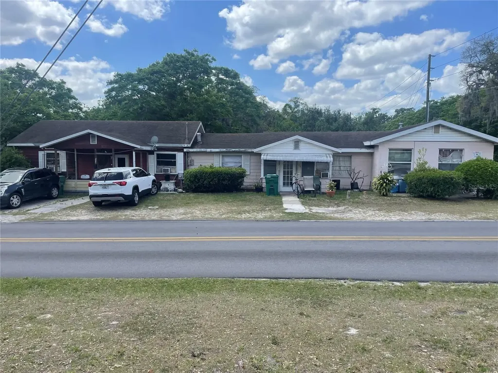 502 S Adelle Avenue Deland FL 32720