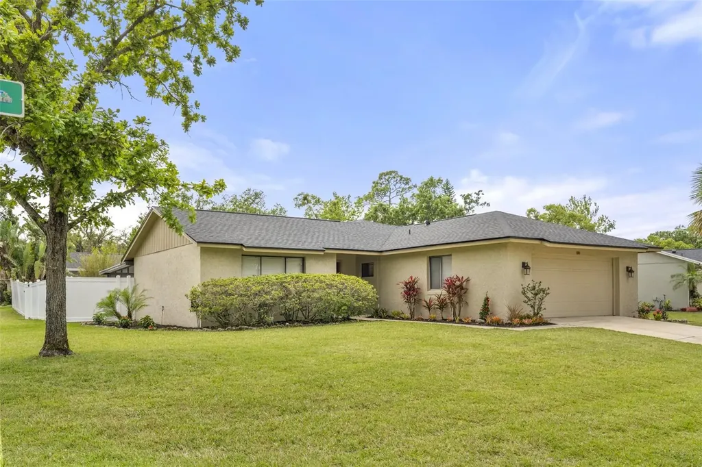 100 Essex Drive Longwood FL 32779