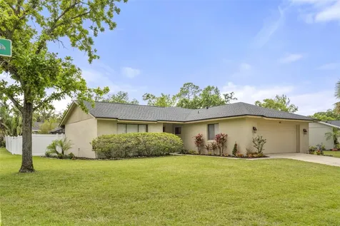100 Essex Drive Longwood FL 32779