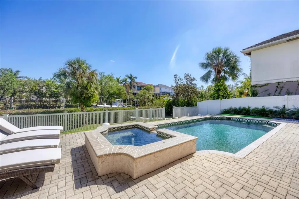 7142 Hawks Harbor Circle Bradenton FL 34207