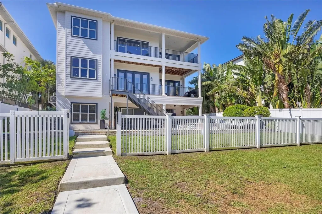 7142 Hawks Harbor Circle Bradenton FL 34207