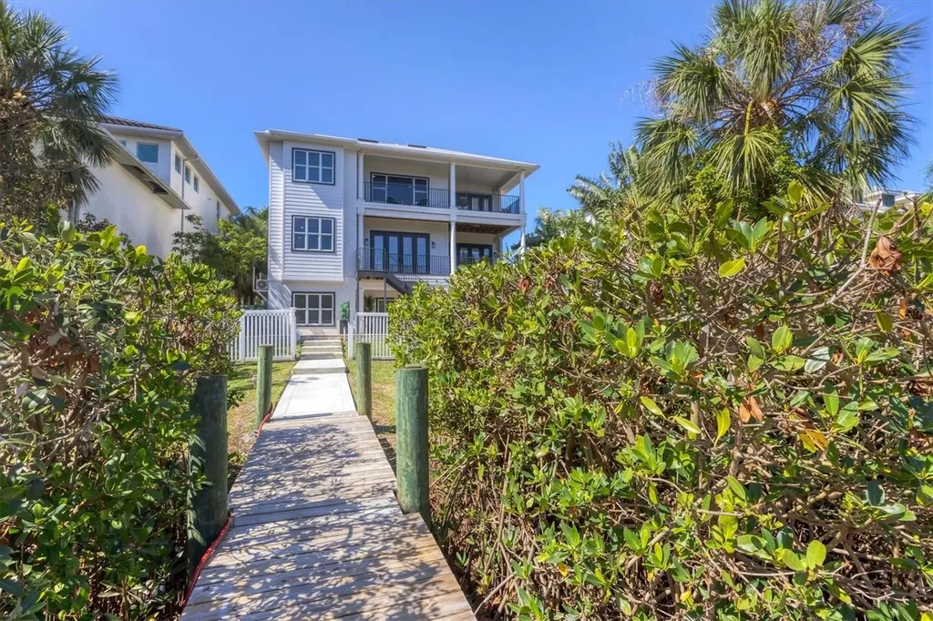 7142 Hawks Harbor Circle Bradenton FL 34207