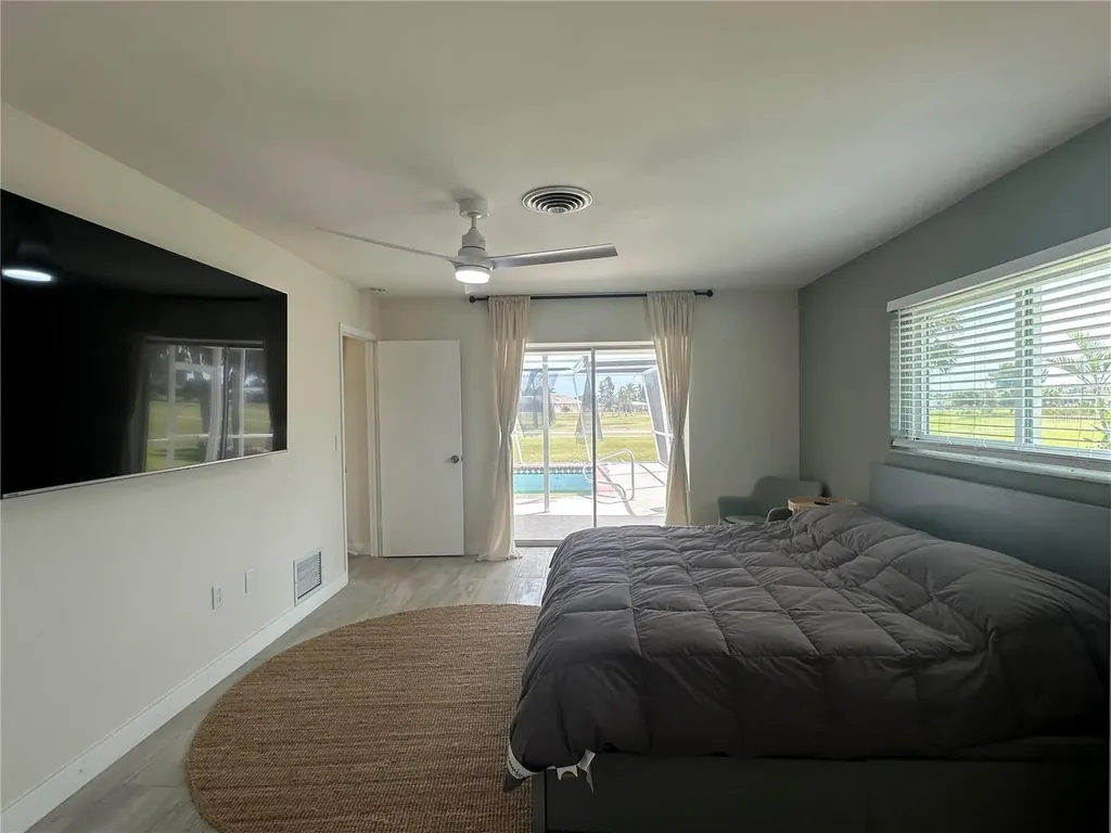 65 Oakland Hills Place Rotonda West FL 33947
