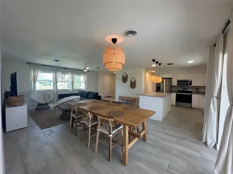 65 Oakland Hills Place Rotonda West FL 33947