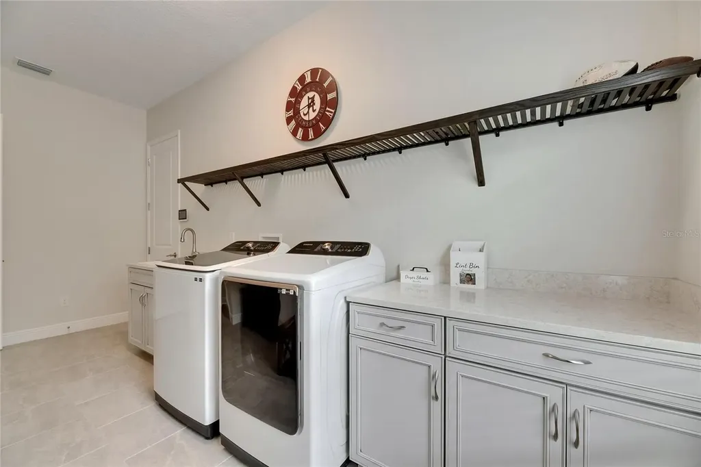 14421 Swiss Bridge Drive Lithia FL 33547