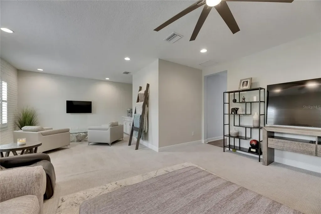 14421 Swiss Bridge Drive Lithia FL 33547