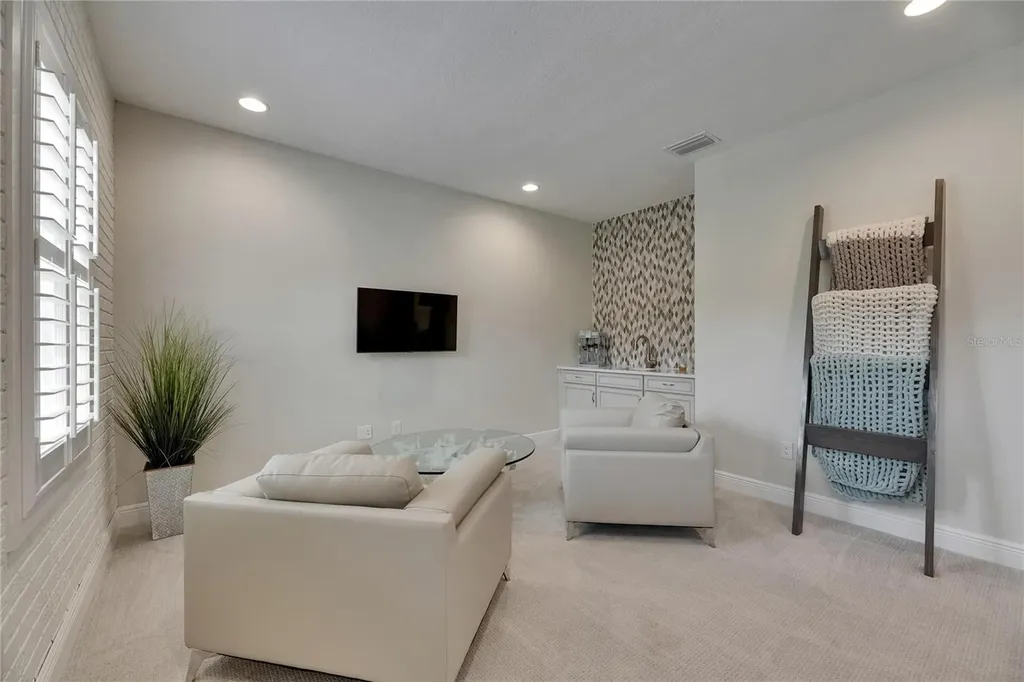 14421 Swiss Bridge Drive Lithia FL 33547