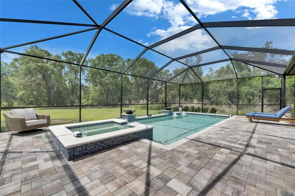 14421 Swiss Bridge Drive Lithia FL 33547