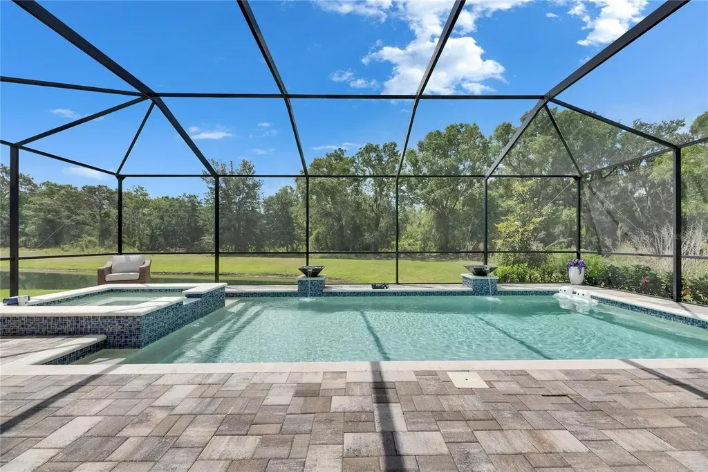 14421 Swiss Bridge Drive Lithia FL 33547