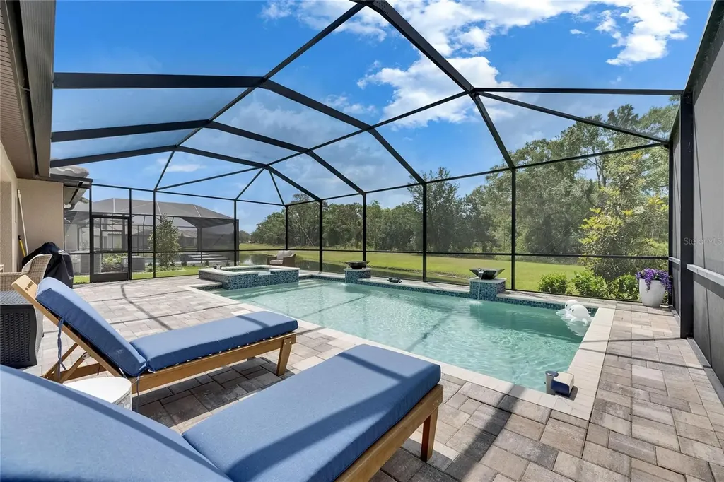 14421 Swiss Bridge Drive Lithia FL 33547