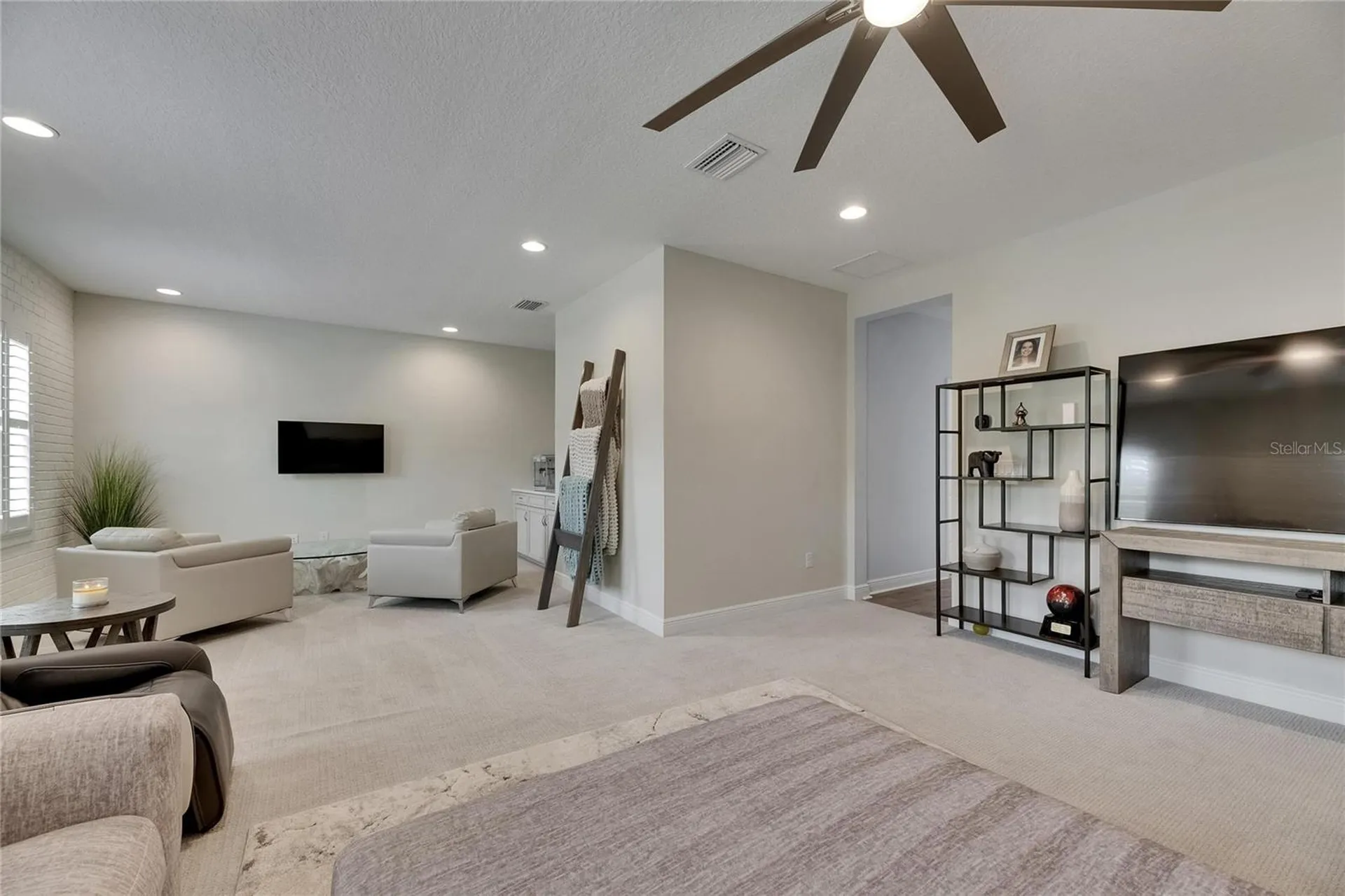14421 Swiss Bridge Drive Lithia FL 33547