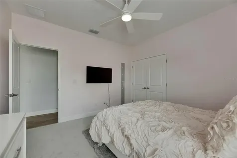 14421 Swiss Bridge Drive Lithia FL 33547