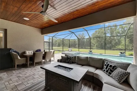 14421 Swiss Bridge Drive Lithia FL 33547