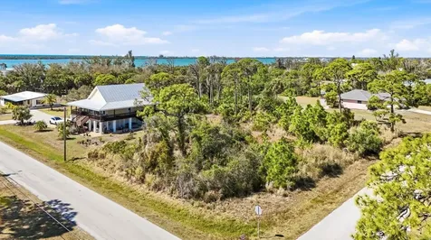 3080 Bourbon Street Englewood FL 34224