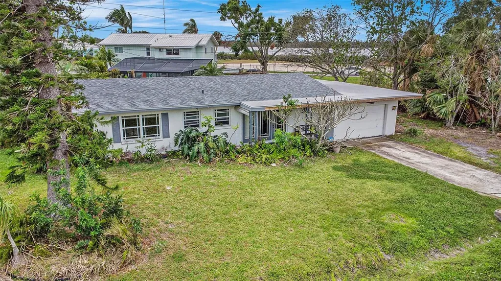 723 45th Street Court W Palmetto FL 34221