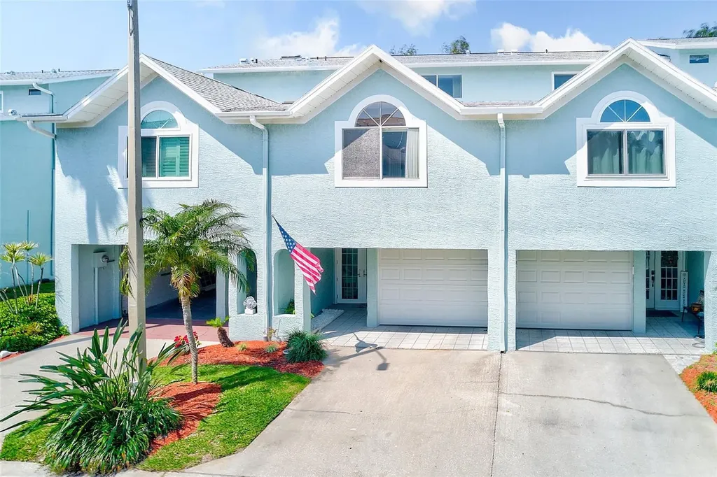 615 Garland Circle Indian Rocks Beach FL 33785