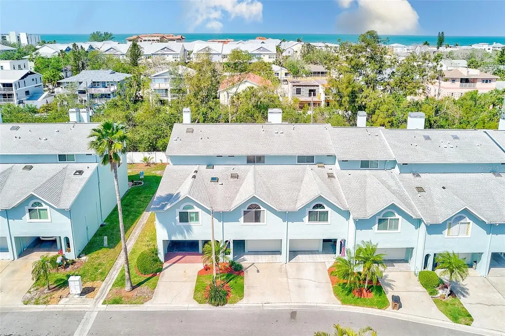 615 Garland Circle Indian Rocks Beach FL 33785