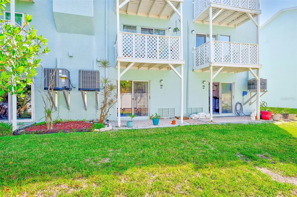 615 Garland Circle Indian Rocks Beach FL 33785