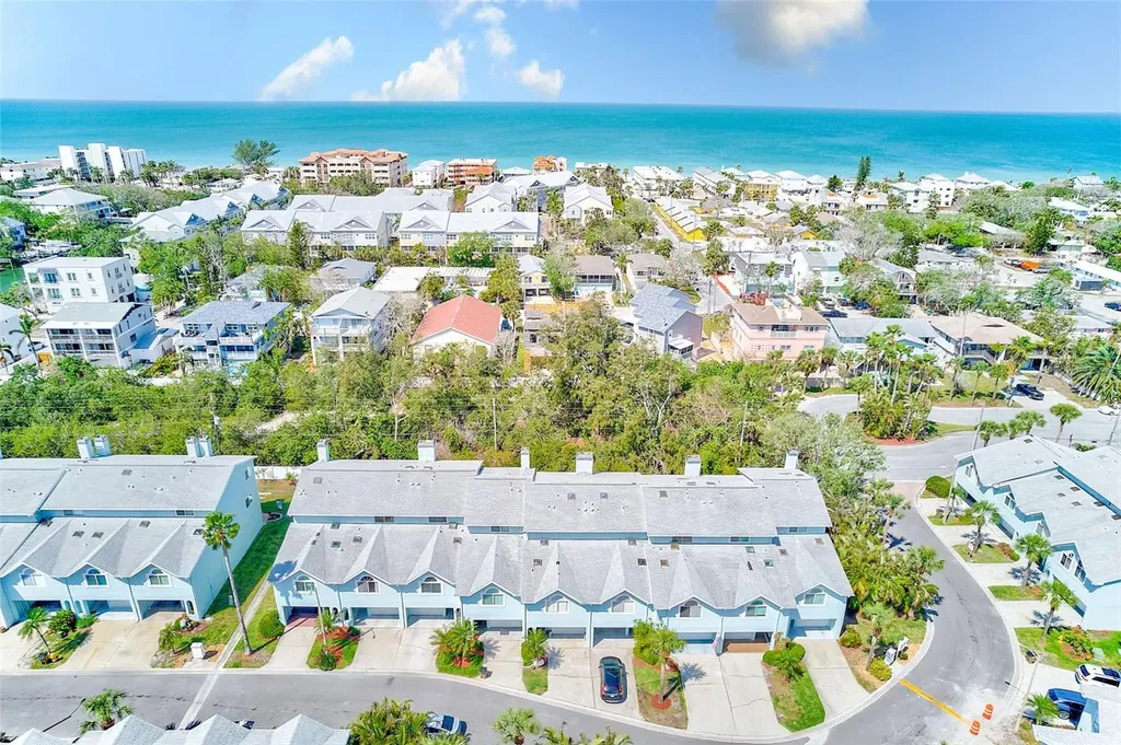 615 Garland Circle Indian Rocks Beach FL 33785