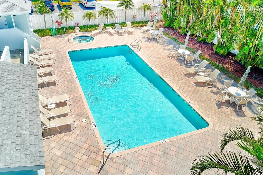 615 Garland Circle Indian Rocks Beach FL 33785