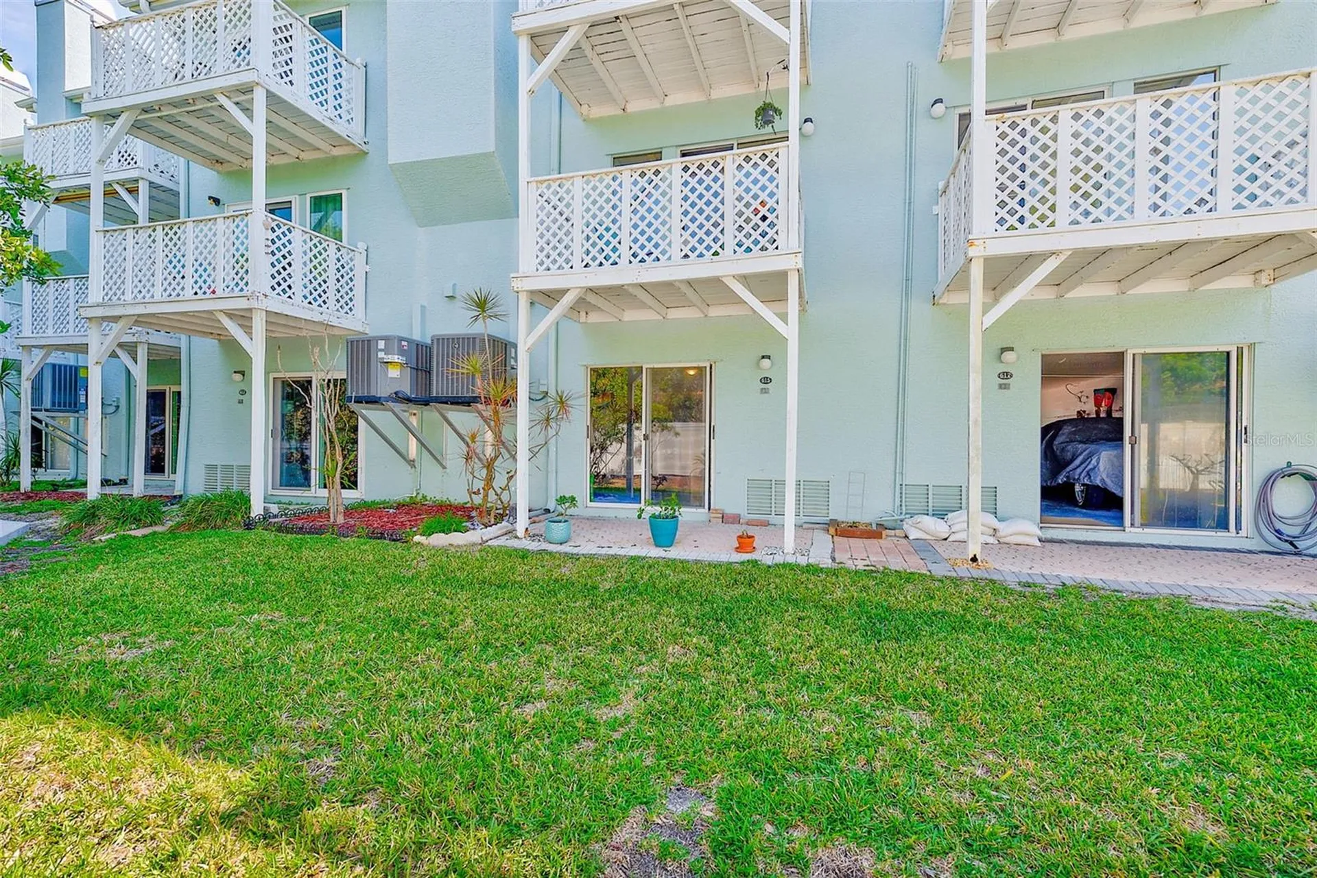 615 Garland Circle Indian Rocks Beach FL 33785
