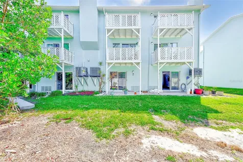 615 Garland Circle Indian Rocks Beach FL 33785