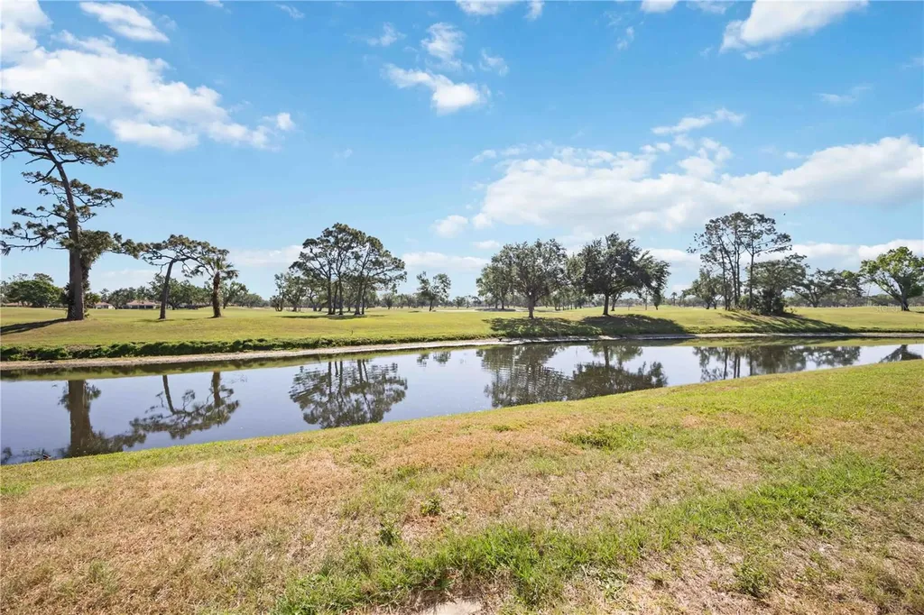 7461 W Country Club Drive N Sarasota FL 34243