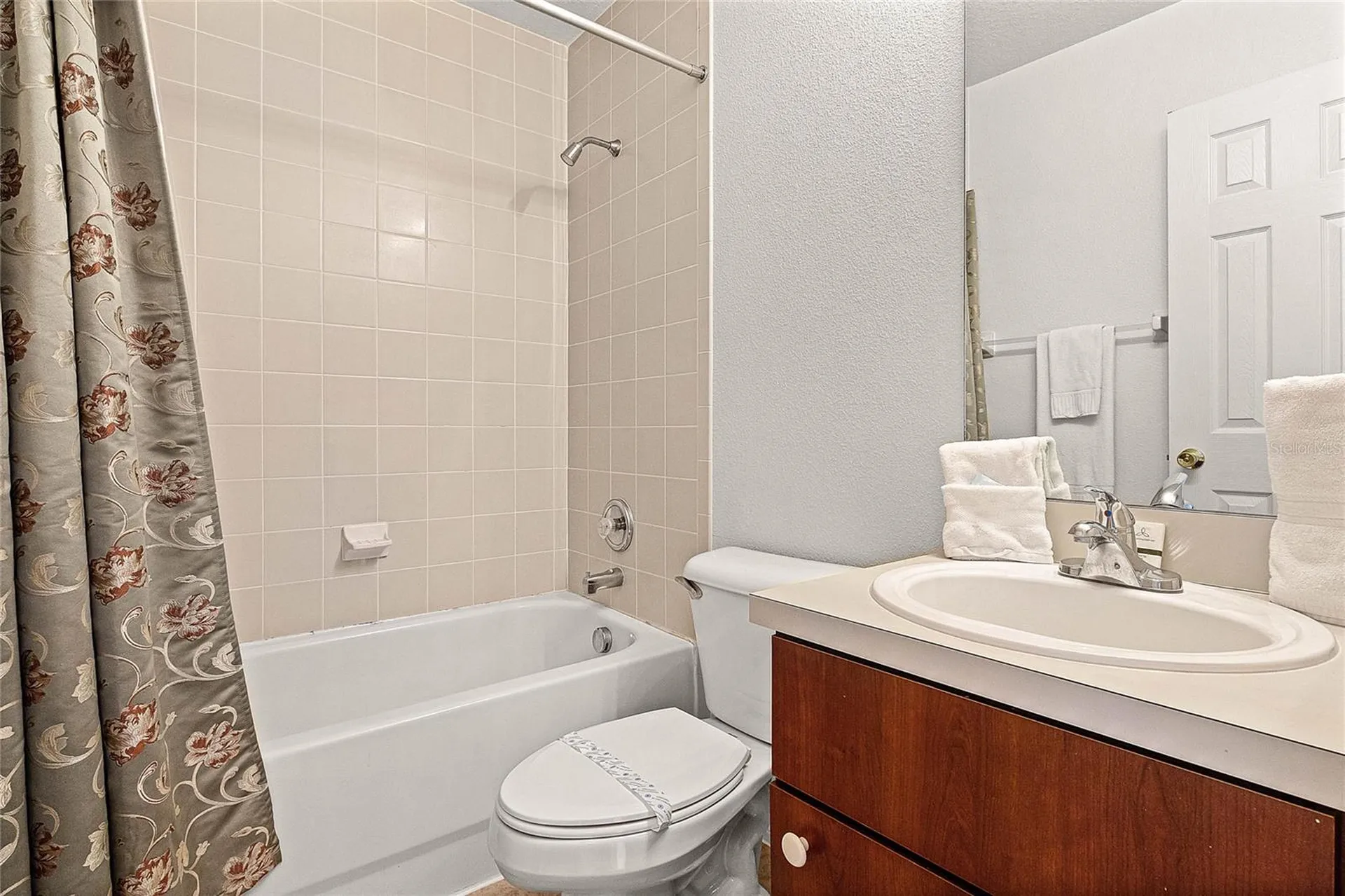 1149 S Beach Circle Kissimmee FL 34746