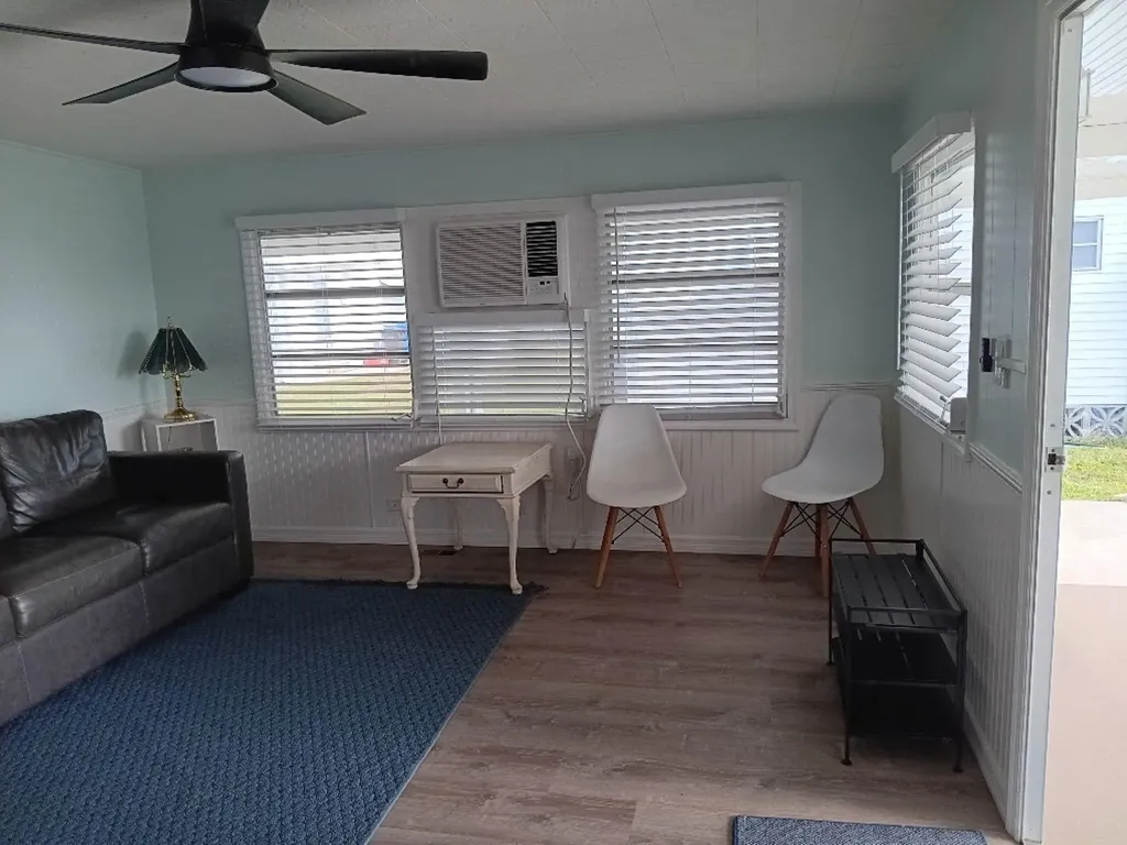 818 Bogie Street Venice FL 34285