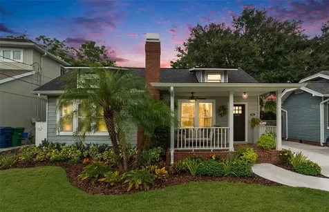 2910 W Aquilla Street Tampa FL 33629