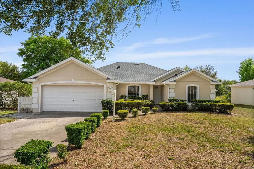 1941 Lavina Street Deltona FL 32738