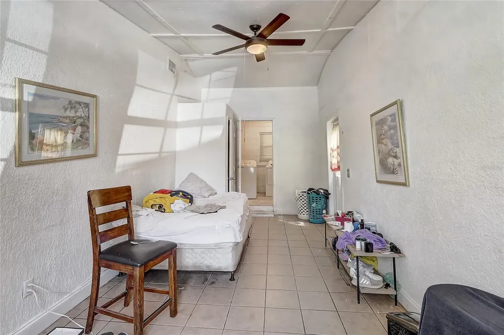 243 W Martin Street Apopka FL 32712