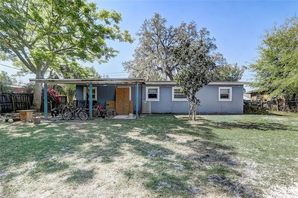 243 W Martin Street Apopka FL 32712