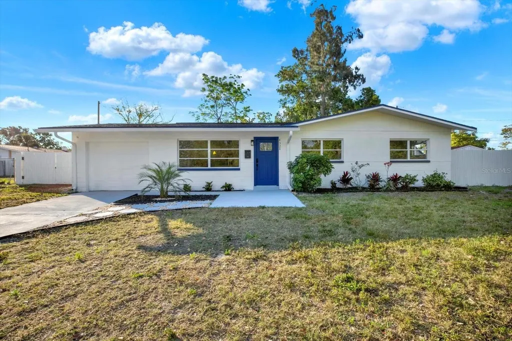 4324 Tuna Drive SE St Petersburg FL 33705