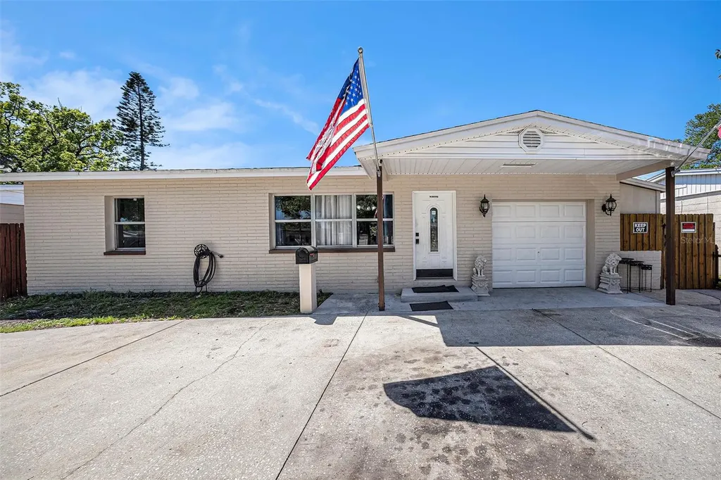 8410 56th Street N Pinellas Park FL 33781