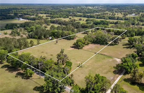 6124 NW 160th Street Reddick FL 32686