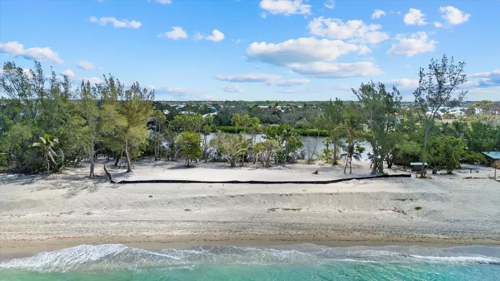 8440 Sanderling Road Sarasota FL 34242