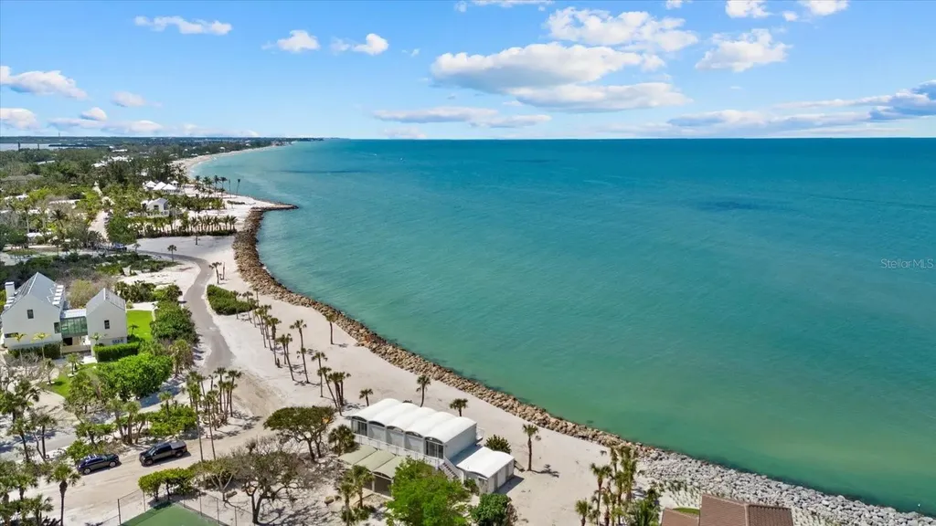 8440 Sanderling Road Sarasota FL 34242
