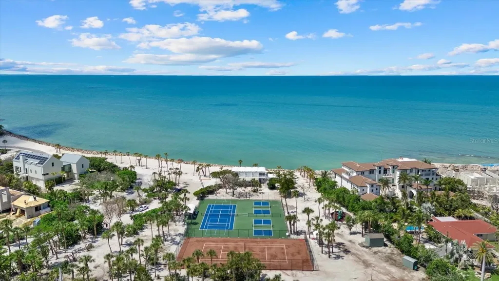 8440 Sanderling Road Sarasota FL 34242