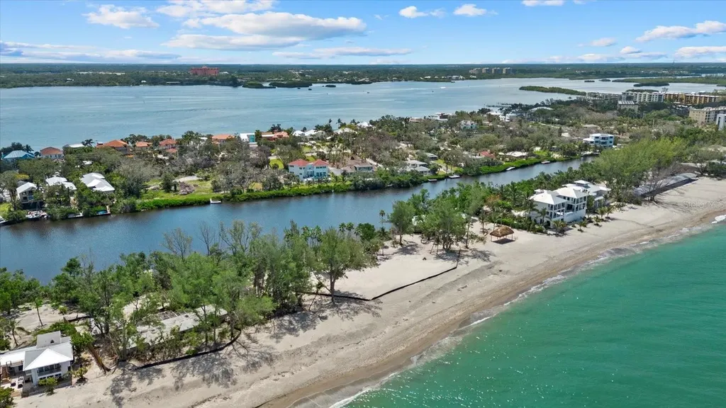 8440 Sanderling Road Sarasota FL 34242