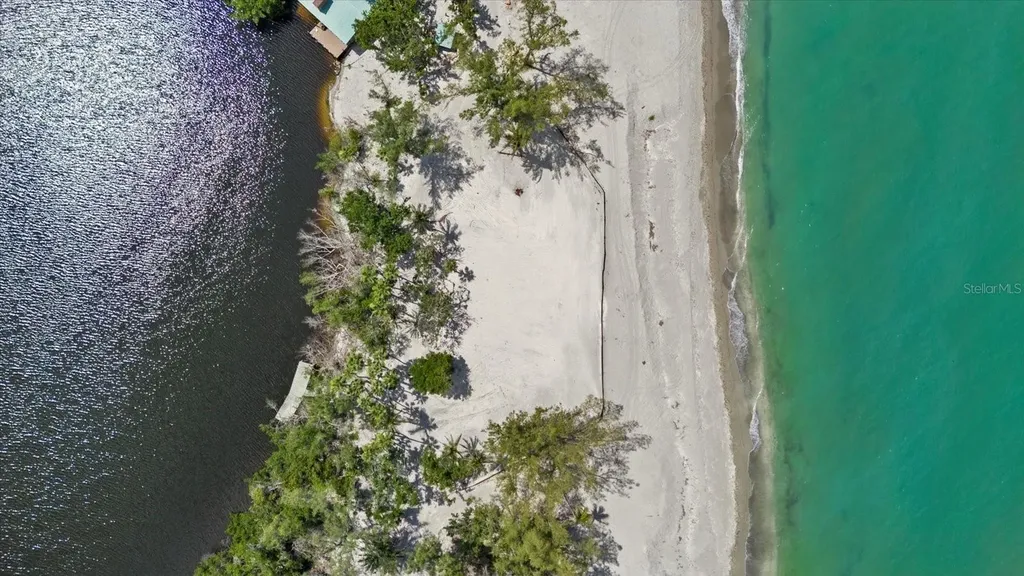 8440 Sanderling Road Sarasota FL 34242