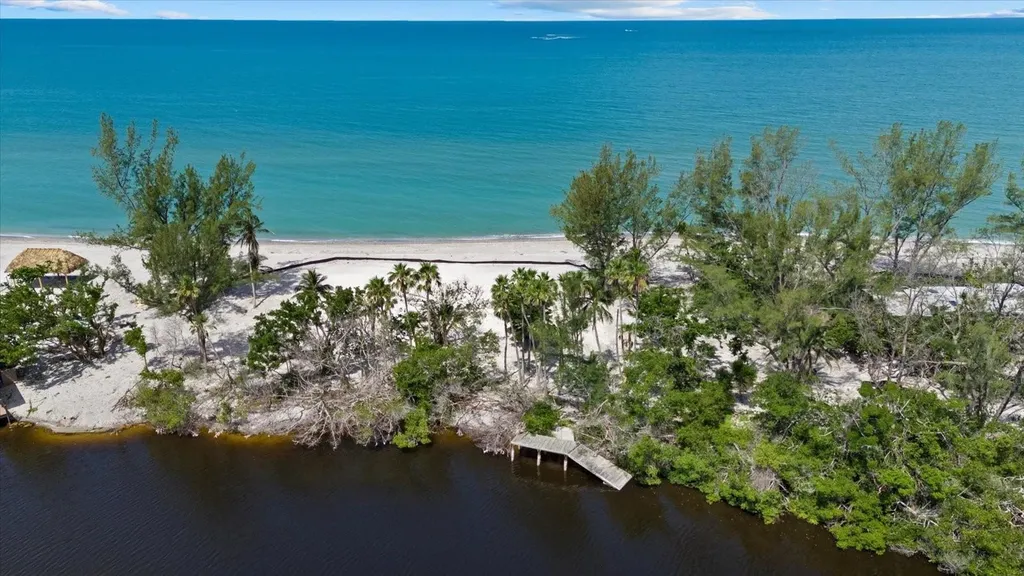 8440 Sanderling Road Sarasota FL 34242