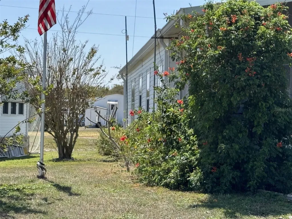 8689 Breeze Hill Drive Lake Wales FL 33898