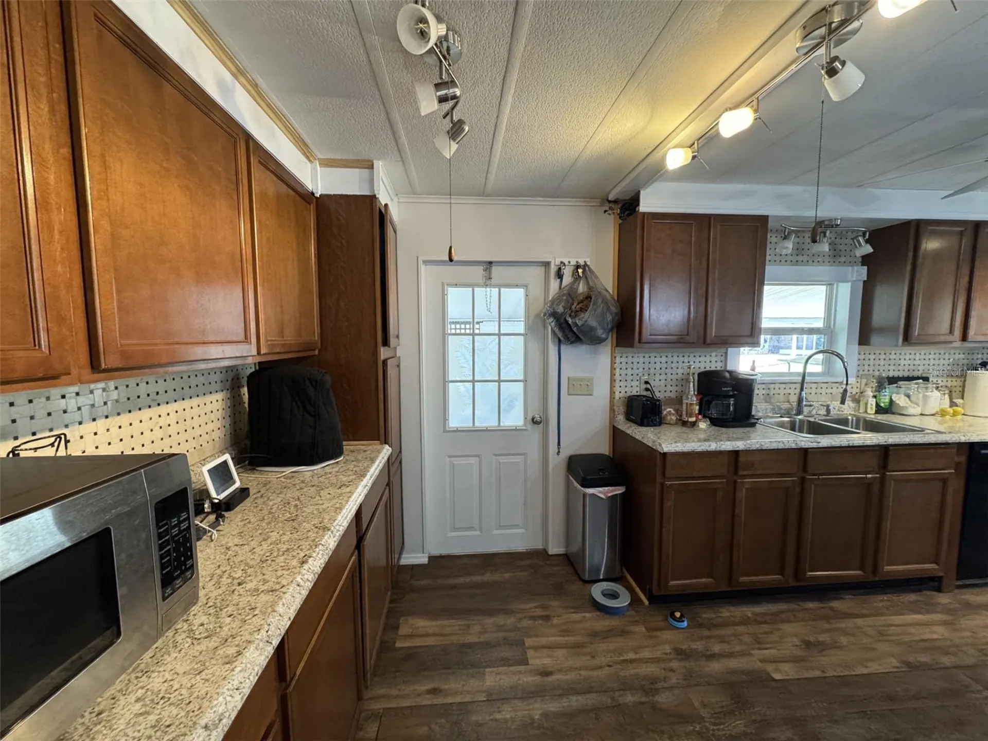 8689 Breeze Hill Drive Lake Wales FL 33898