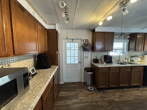 8689 Breeze Hill Drive Lake Wales FL 33898