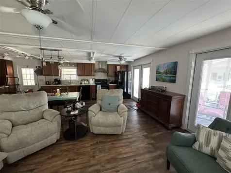 8689 Breeze Hill Drive Lake Wales FL 33898