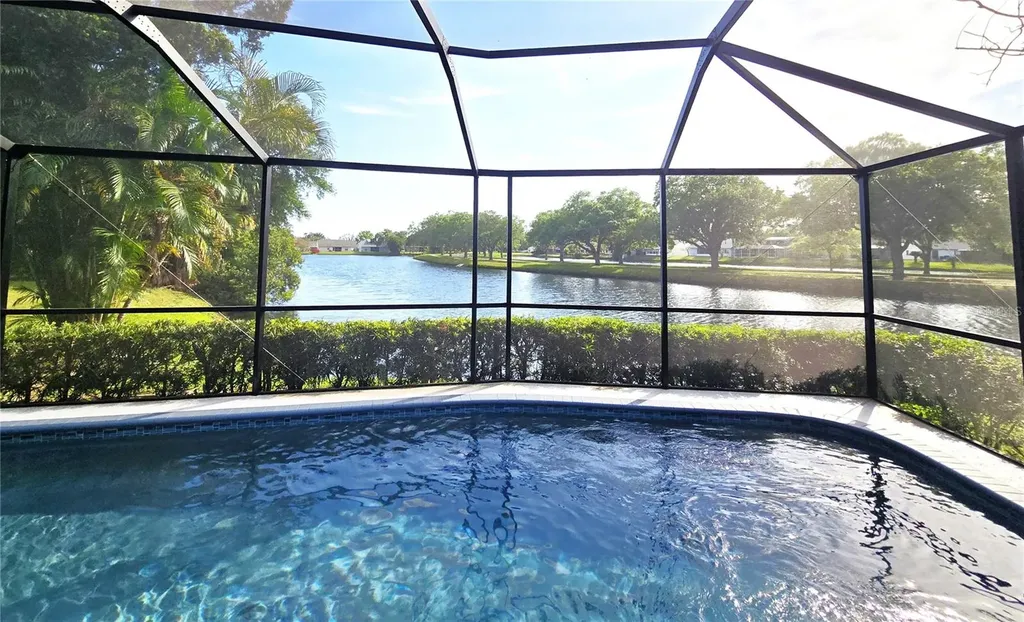 612 49th Street E Bradenton FL 34208