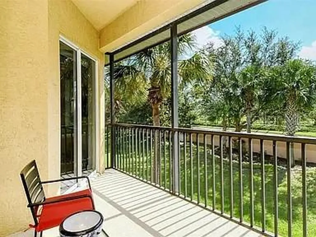 8263 Miramar Way Lakewood Ranch FL 34202