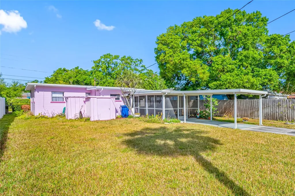 2827 1st Street NE St Petersburg FL 33704